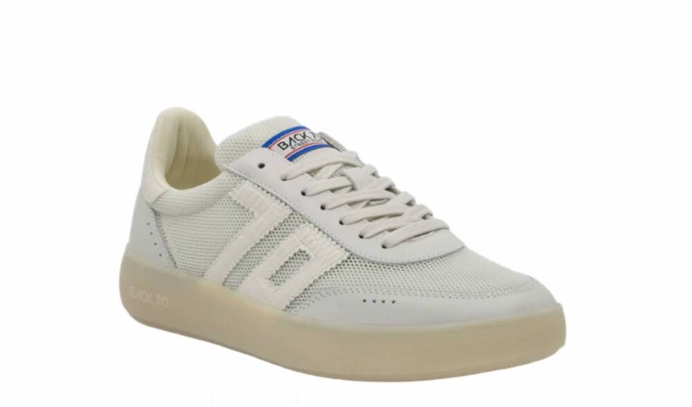 NEW BACK 70 women's brooklyn m26 sneaker in white